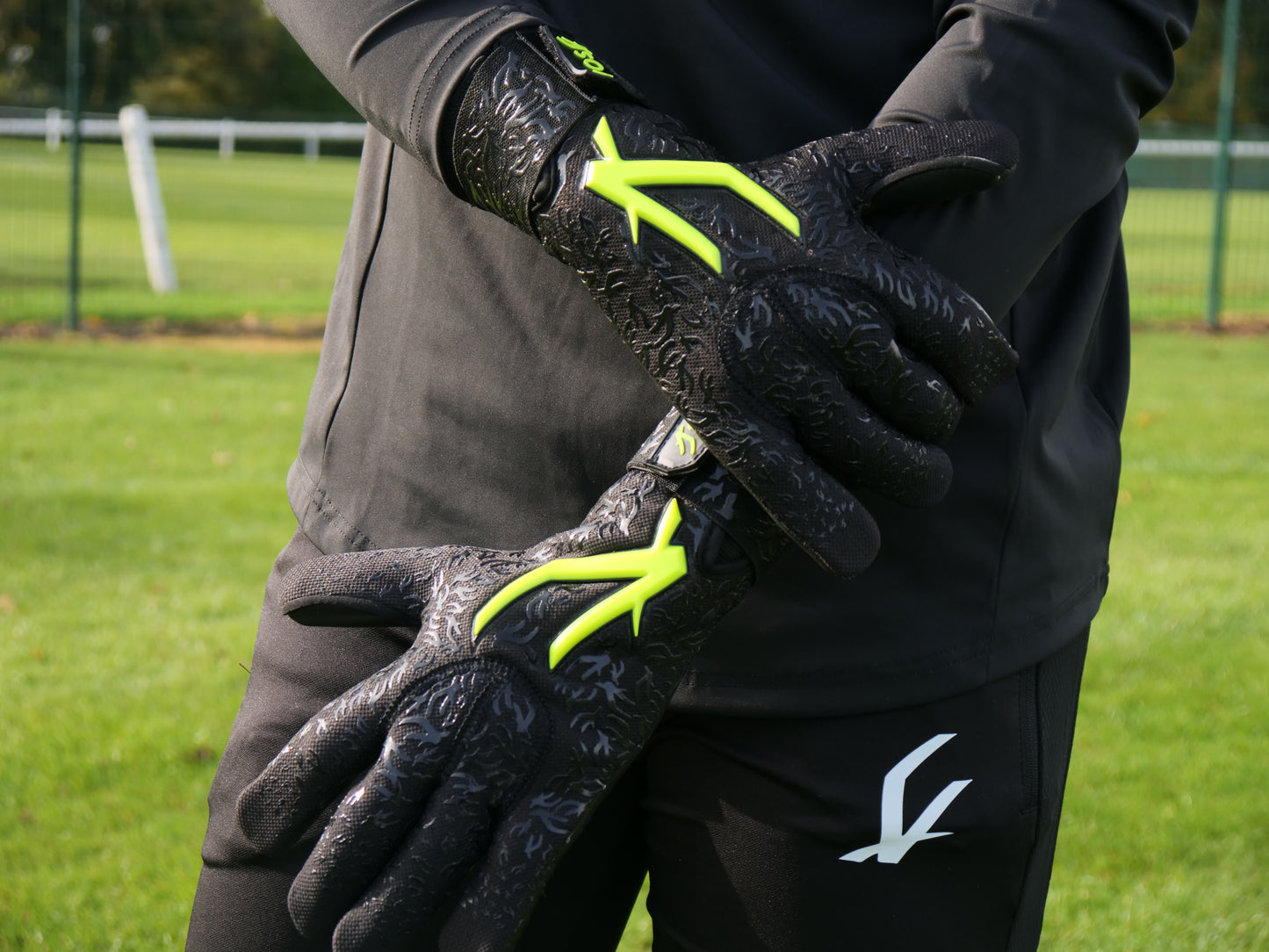VOS Match 2.0 Strapped - Black/Volt/Black