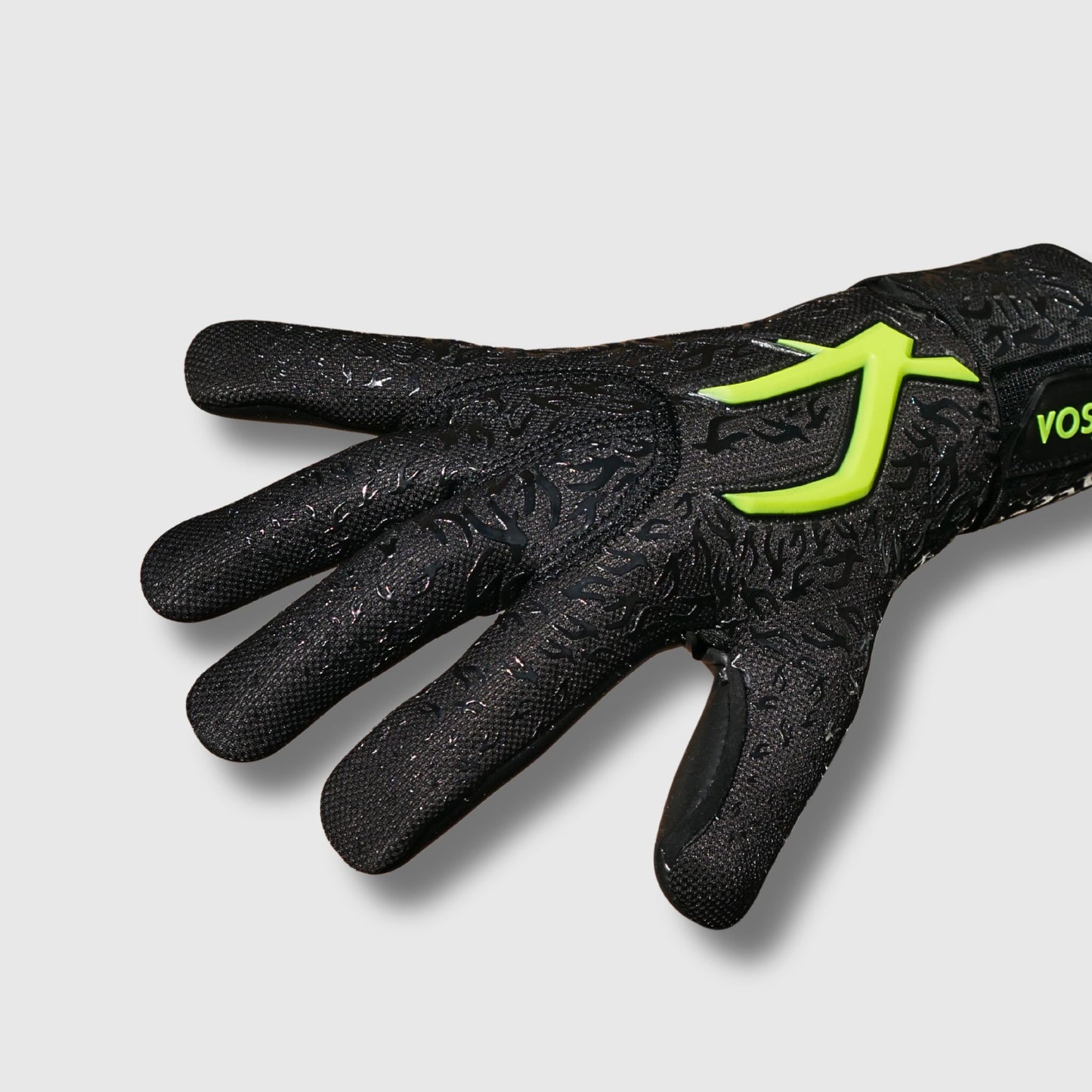 VOS Match 2.0 Strapped - Black/Volt/Black