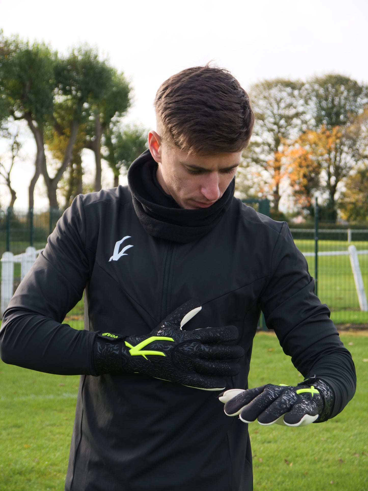 Kids VOS Match 2.0 Strapped - Black/Volt/White