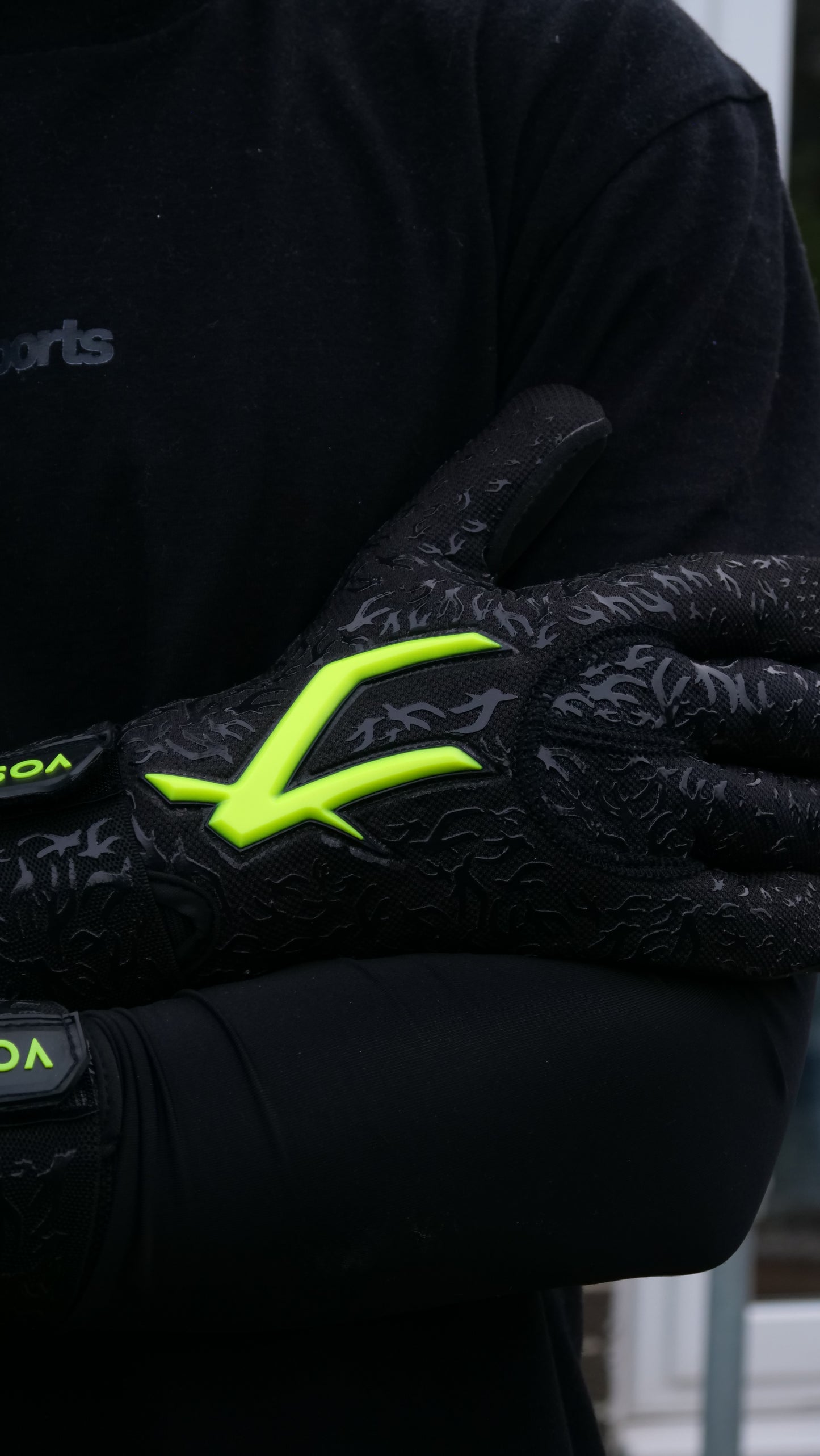 VOS Match 2.0 Strapped - Black/Volt/Black